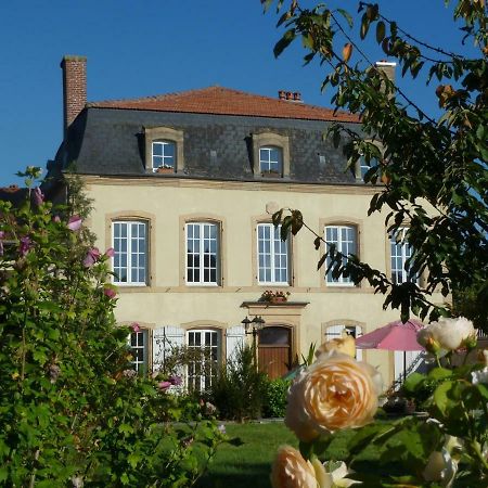 Bed and Breakfast Maison Les Beaux Arts Mouzay  Экстерьер фото