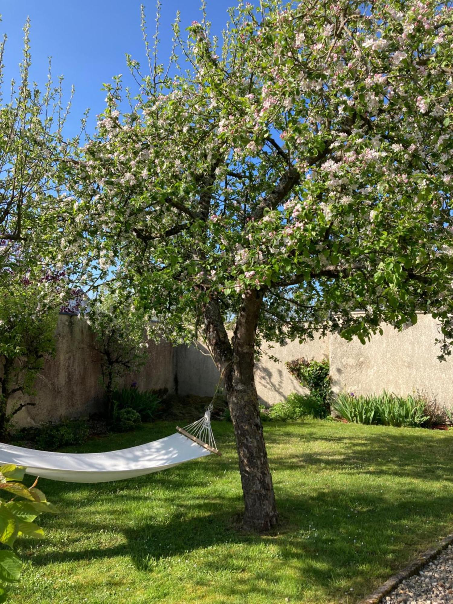 Maison Les Beaux Arts Mouzay  Экстерьер фото